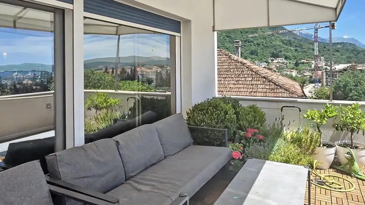 Rent, two bedroom apartment, 100m², Donja Lastva, Tivat