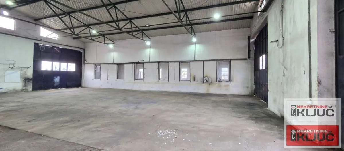 Rent, office space, 300m², Sajlovo, Novi Sad Sve Podlokacije