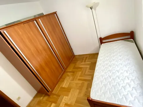 Rent, two bedroom apartment, 55m², Stari Aerodrom, Podgorica - image 6