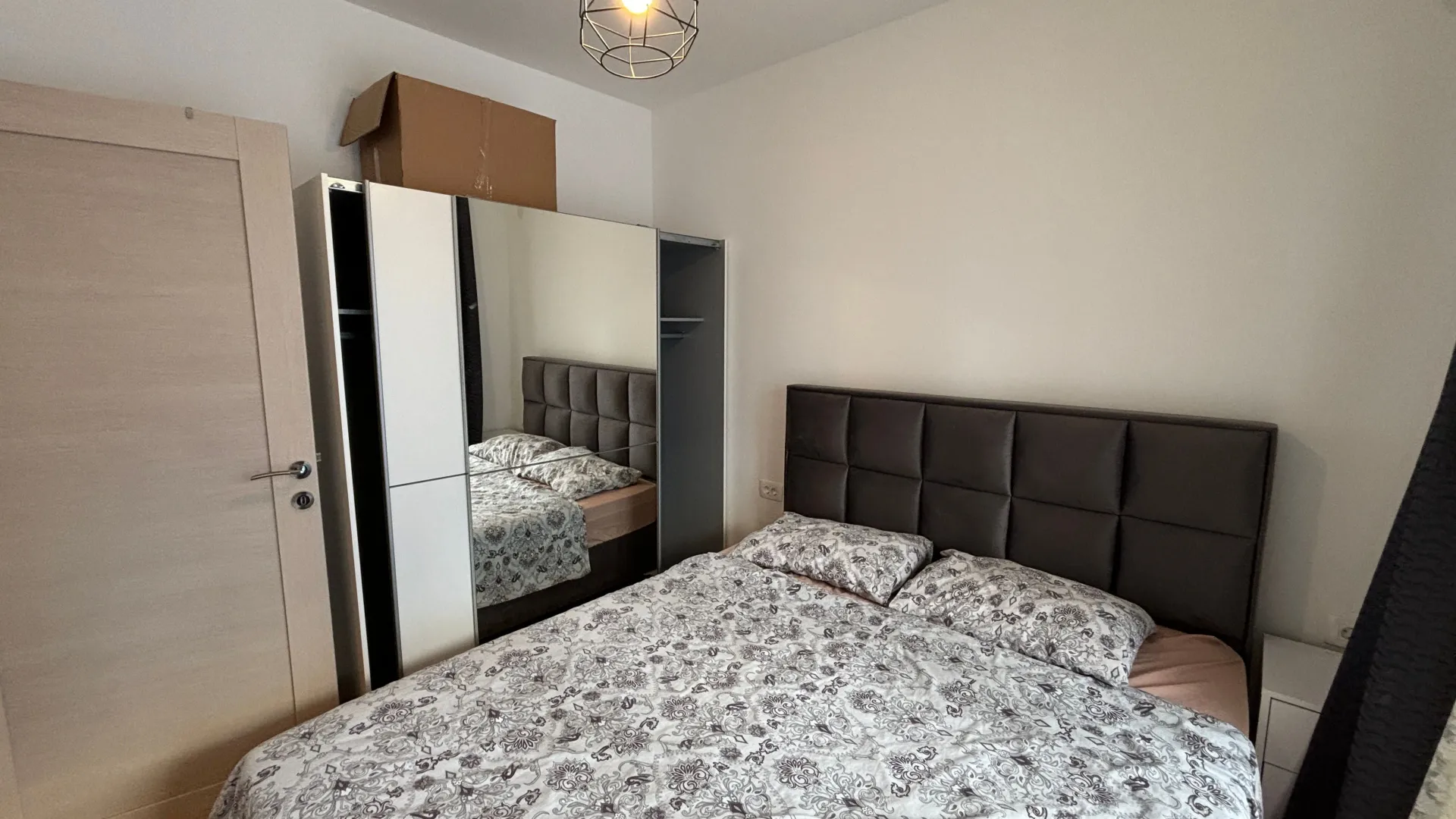 Prodaja, jednosoban stan, 40m², Lazi, Budva