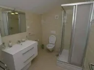 Izdavanje, trosoban stan, 110m², Babin Do, Budva - image 3