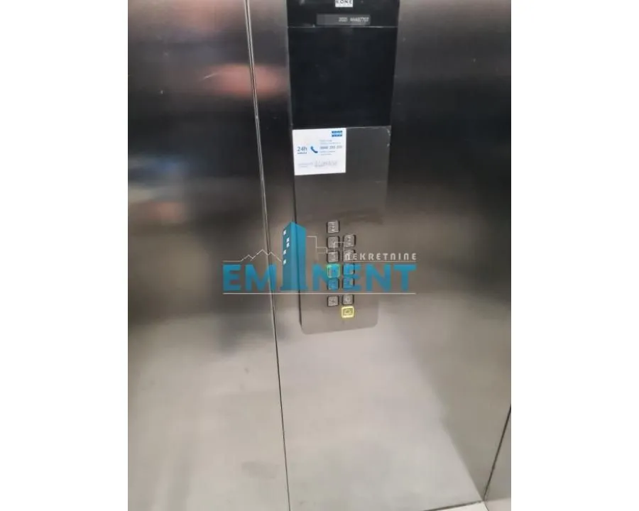 Sale, office space, 113m², Lion, Zvezdara Sve Podlokacije