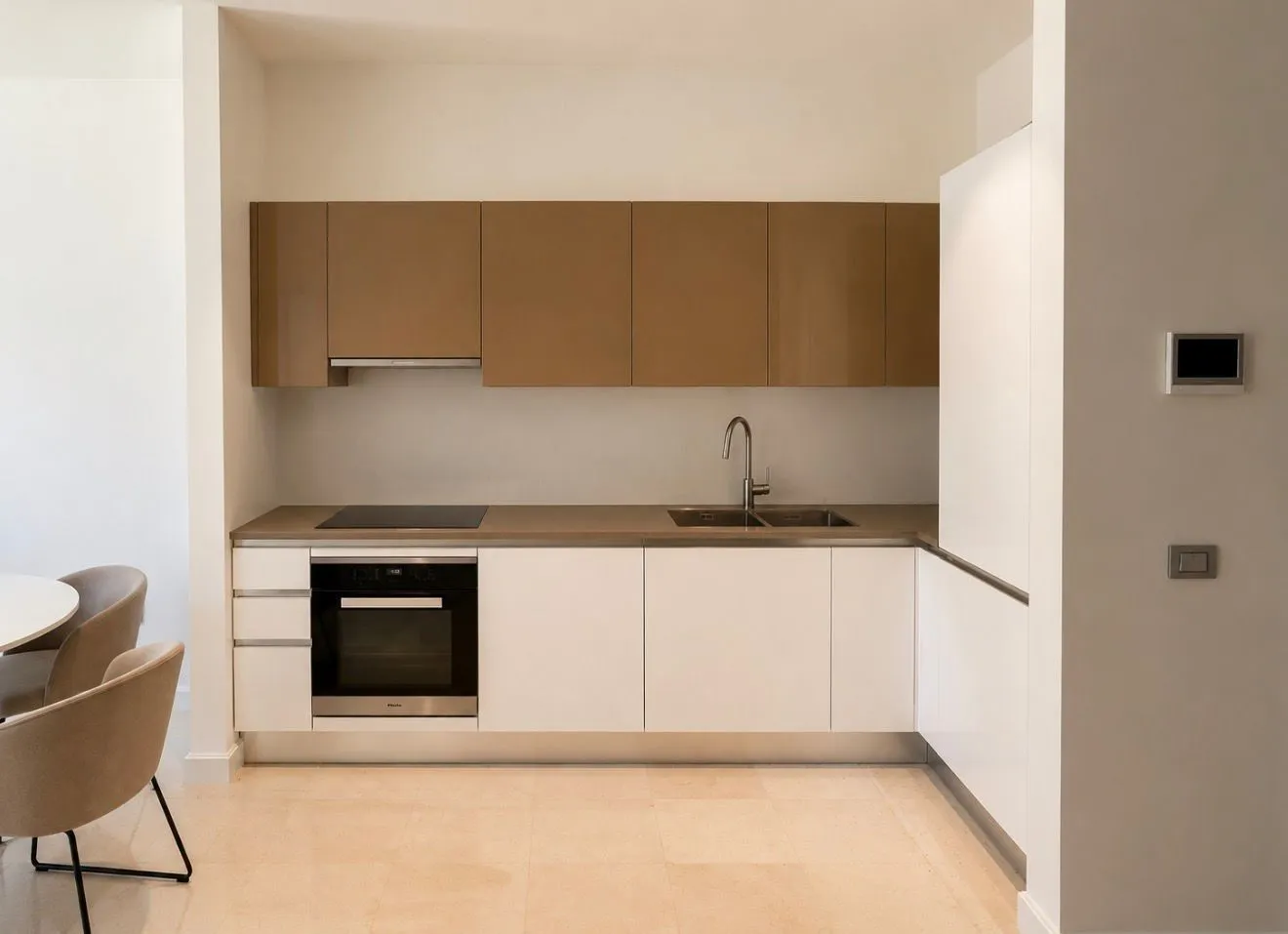Prodaja, jednosoban stan, 90m², Đenovići, Herceg Novi