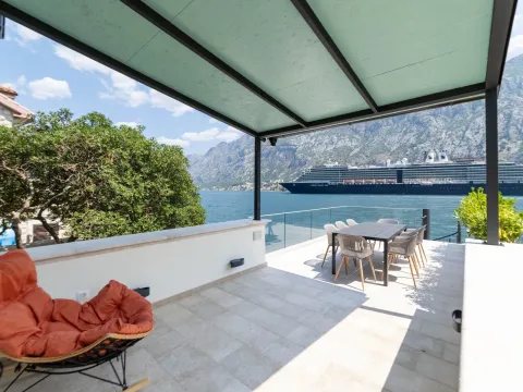 Prodaja, kuća, 183m², Muo, Kotor - image 15