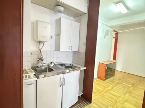 Rent, office space, 92m², Preko Morače, Podgorica - image 3