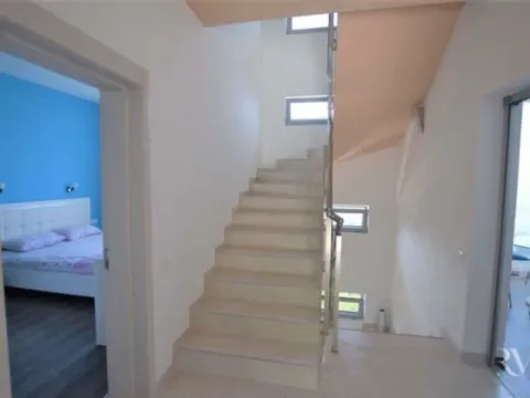 Prodaja, kuća, 220m², Kavač, Kotor - image 3