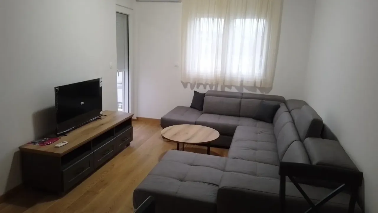 Izdavanje, stan, 44m², City Kvart, Podgorica
