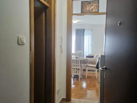 Sale, one bedroom apartment, 45m², Velji Vinogradi, Budva - image 7