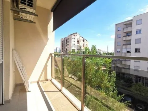 Izdavanje, jednosoban stan, 44m², Blok 9, Podgorica - image 7