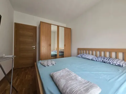 Izdavanje, jednosoban stan, 50m², City Kvart, Podgorica - image 8