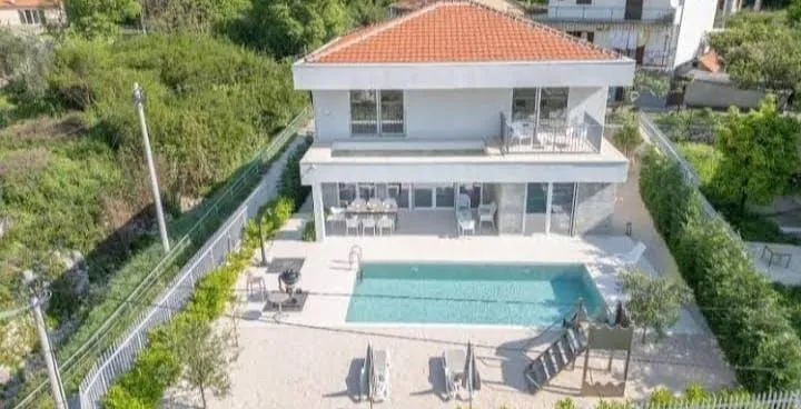 Prodaja, kuća, 250m², Orahovac, Kotor