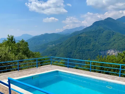 Prodaja, kuća, 140m², Kolašin, Crna Gora - image 1