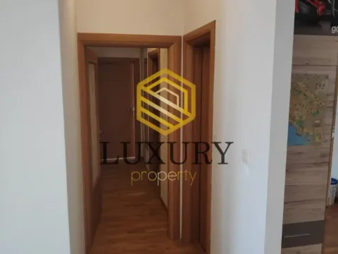 Izdavanje, trosoban stan, 95m², Zagorič, Podgorica - image 10