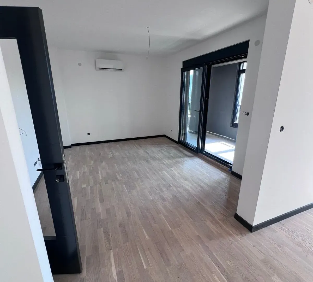 Prodaja, dvosoban stan, 89m², Gorica C, Podgorica