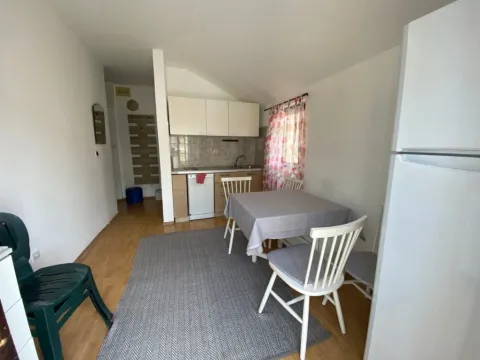 Sale, one bedroom apartment, 46m², Bečići, Budva - image 4