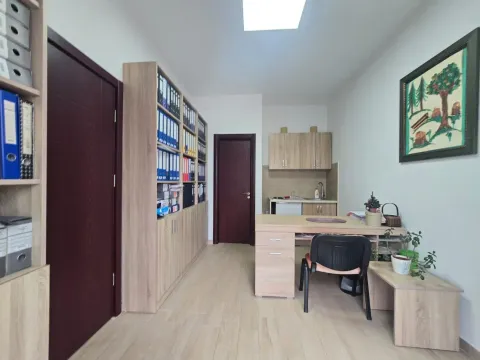 Sale, office space, 26m², Centar, Nikšić - image 1
