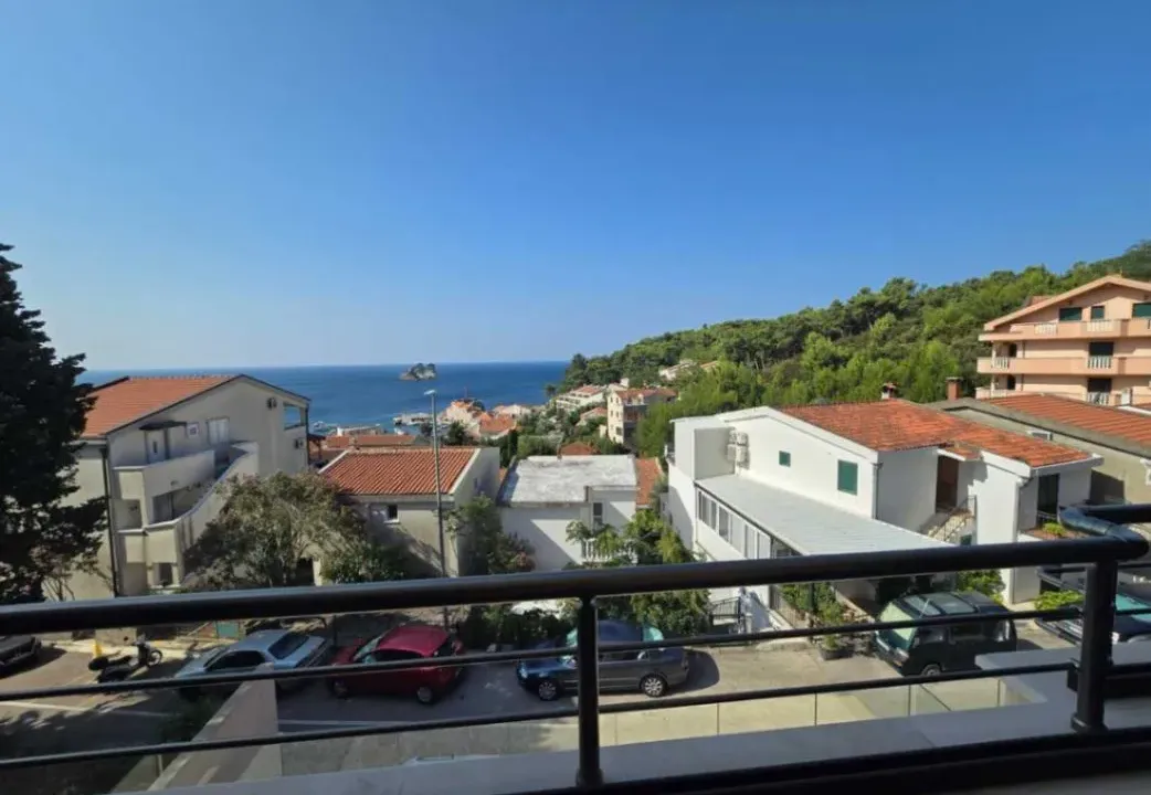 Sale, three bedroom apartment, 79m², Petrovac, Budva