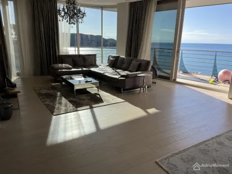 Sale, two bedroom apartment, 178m², Centar, Budva