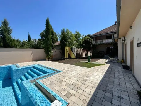 Rent, house, 450m², Bulevar Evrope, Novi Sad Sve Podlokacije
