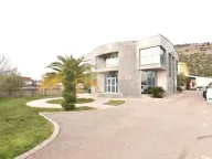 Prodaja, poslovni prostor, Tološi, Podgorica - image 1