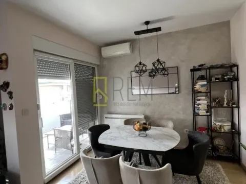Prodaja, jednosoban stan, 53m², City Kvart, Podgorica - image 12
