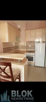 Izdavanje, jednosoban stan, 40m², Centar, Podgorica - image 7