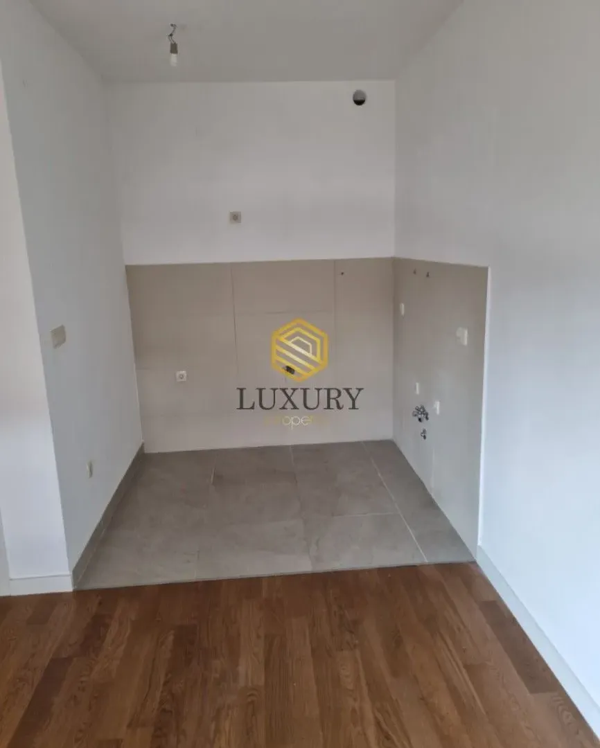 Prodaja, dvosoban stan, 59m², Dalmatinska ulica, Podgorica