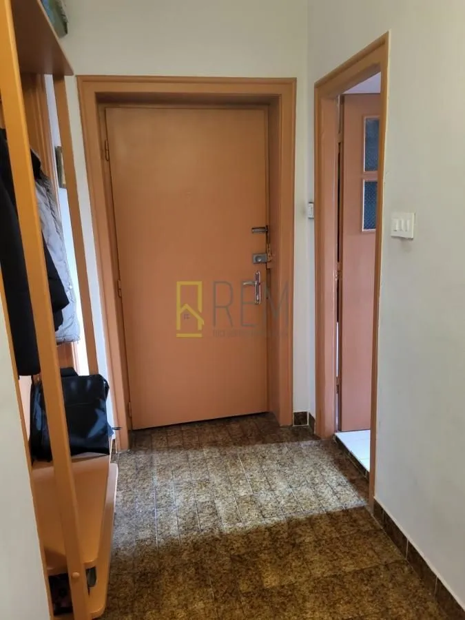 Prodaja, trosoban stan, 132m², Centar, Podgorica