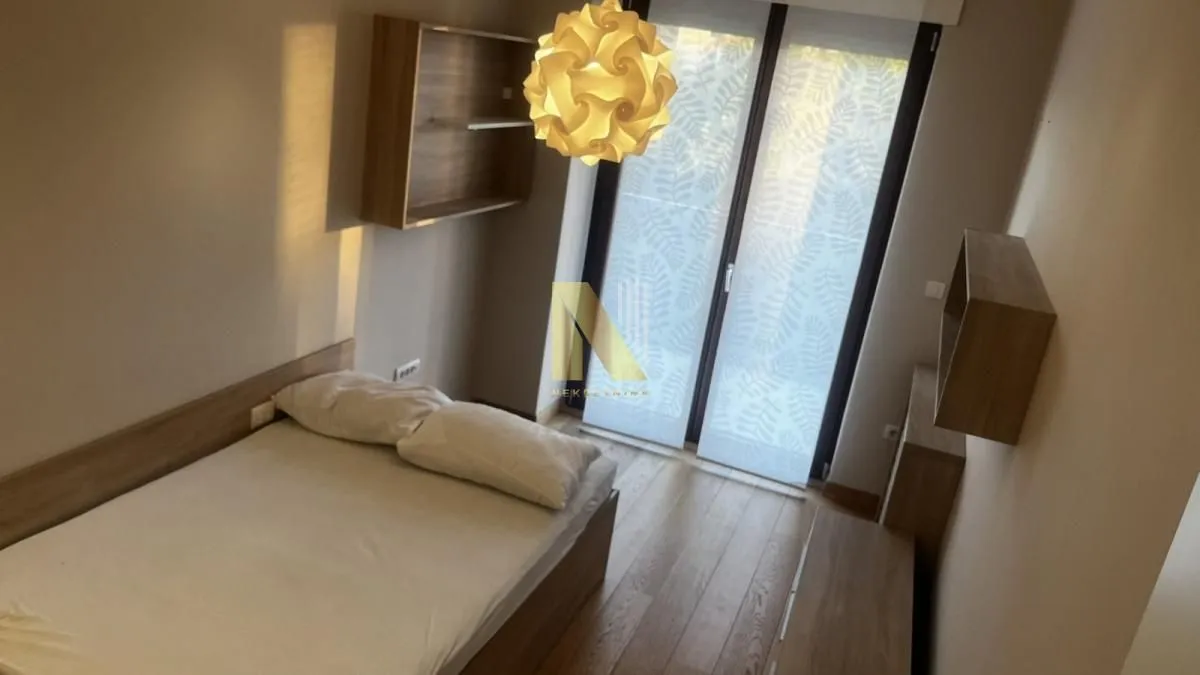Izdavanje, trosoban stan, 85m², Liman 3, Novi Sad Sve Podlokacije