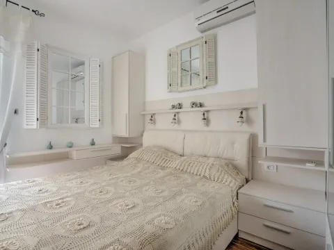Sale, one bedroom apartment, 68m², Pržno, Budva - image 16