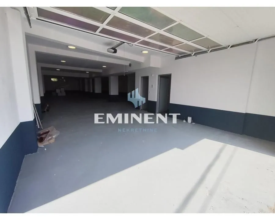 Rent, office space, 290m², Vojvode Vlahovica, Beograd