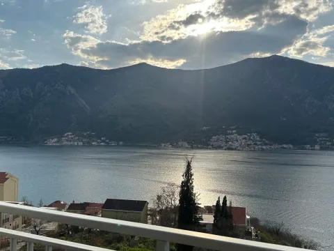 Prodaja, dvosoban stan, 75m², Grad, Kotor - image 8