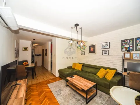 Prodaja, jednosoban stan, 48m², Stari Aerodrom, Podgorica - image 2
