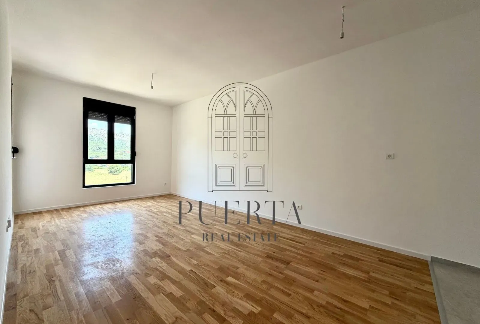 Prodaja, jednosoban stan, 45m², Tološi, Podgorica