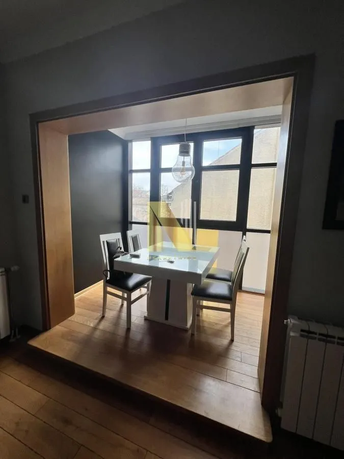 Izdavanje, trosoban stan, 62m², Centar, Novi Sad