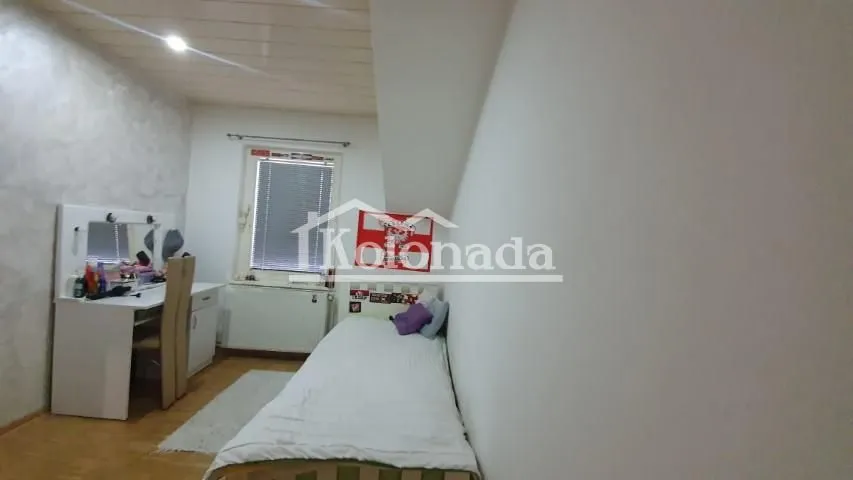 Sale, house, 230m², Sopot, Beograd