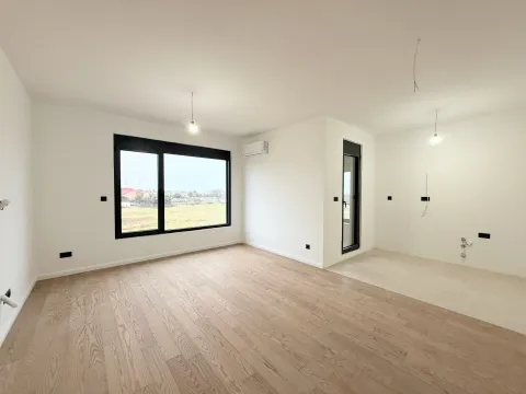 Sale, two bedroom apartment, 84m², Donja Gorica, Podgorica - image 2
