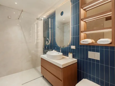 Prodaja, dvosoban stan, 88m², Risan, Kotor - image 10
