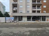 Izdavanje, poslovni prostor, 208m², Stari Aerodrom, Podgorica - image 8