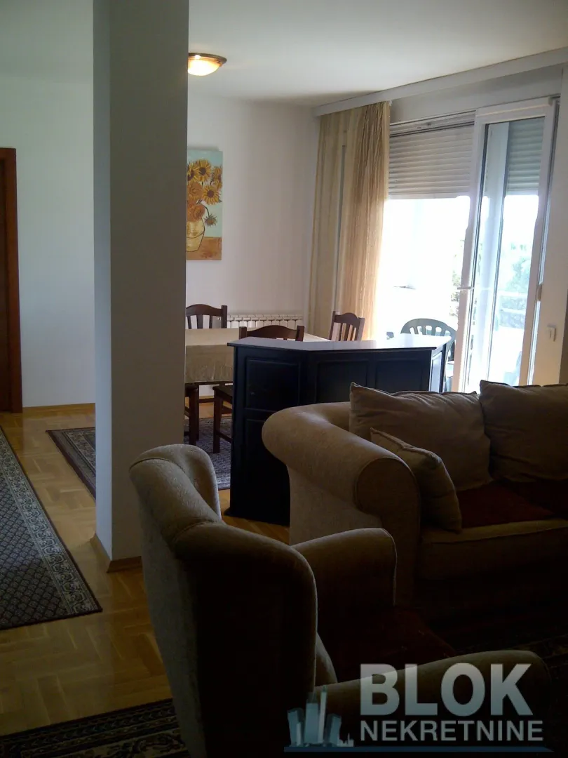 Rent, three bedroom apartment, 97m², Centar, Podgorica