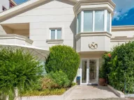 Sale, office space, 317m², Velji Vinogradi, Budva - image 1