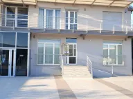 Izdavanje, poslovni prostor, 86m², Gornja Gorica, Podgorica - image 2