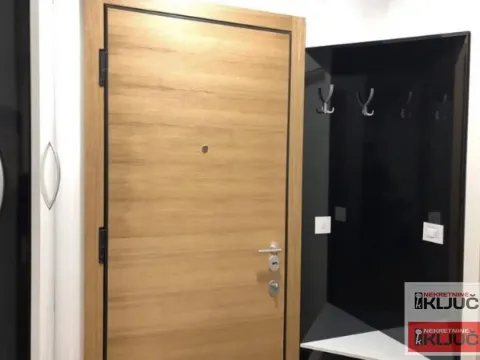 Izdavanje, jednosoban stan, 40m², Centar, Novi Sad - image 6