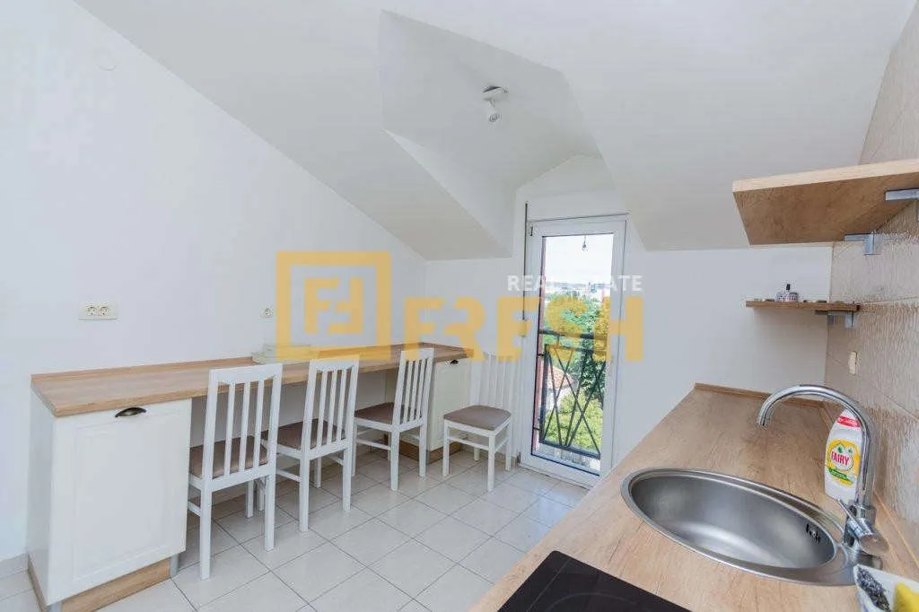 Rent, two bedroom apartment, 90m², Krivi Most, Podgorica