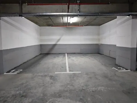 Izdavanje, dvosoban stan, 64m², Stara Varoš, Podgorica - image 5