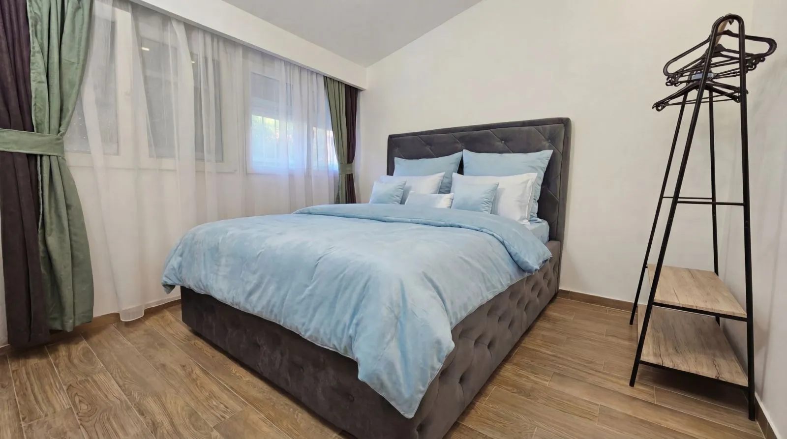Prodaja, trosoban stan, 80m², Budva, Crna Gora