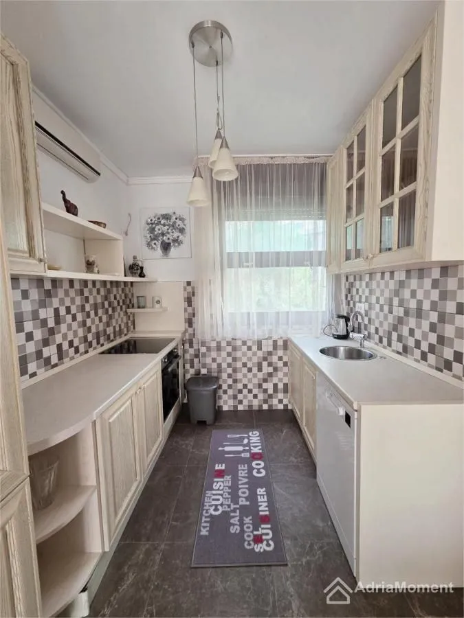 Sale, two bedroom apartment, 50m², Bijeli Do, Budva