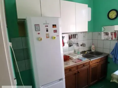 Prodaja, kuća, 150m², Perlez, Zrenjanin - image 18