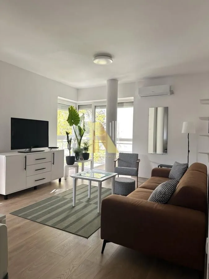 Rent, two bedroom apartment, 50m², Sajmište, Novi Sad