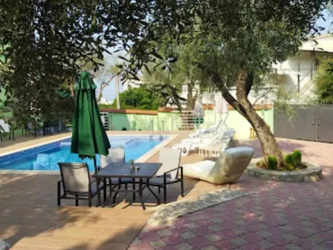 Rent, hospitality venue, 25m², Dobra Voda, Budva - image 3